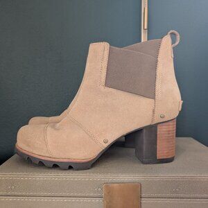 Sorel Heeled Boots - Sz 9.5